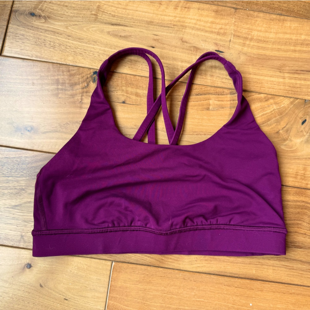 Lululemon maroon sports bra